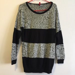 black and white Tunic sweater
